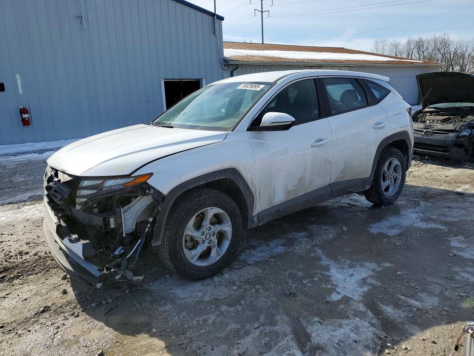HYUNDAI TUCSON SE 2022 with VIN 5NMJACAE2NH046997 - Photo from auction