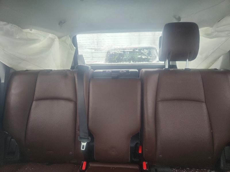 Photo 10 from auction – 2016 TOYOTA 4RUNNER SR with VIN JTEBU5JR7G5304166