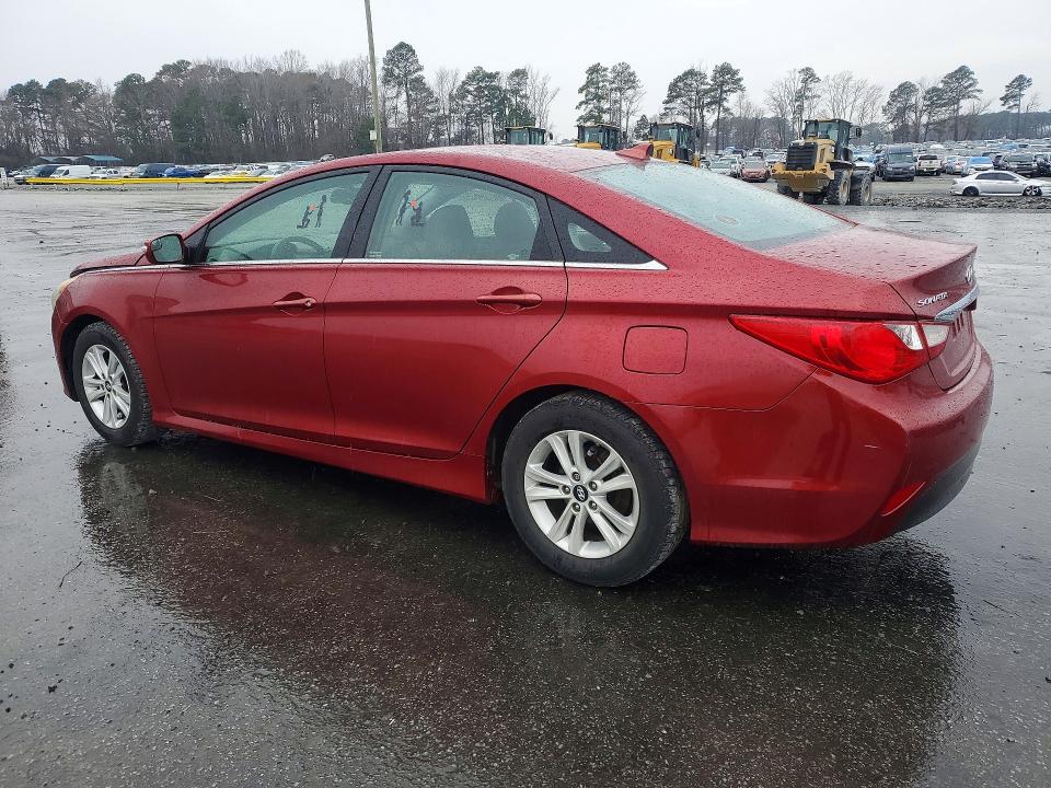 Photo 2 from auction – 2014 HYUNDAI SONATA GLS with VIN 5NPEB4AC1EH927356