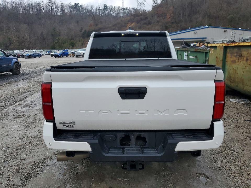 Photo 6 from auction – 2024 TOYOTA TACOMA with VIN 3TMLB5JN7RM003213