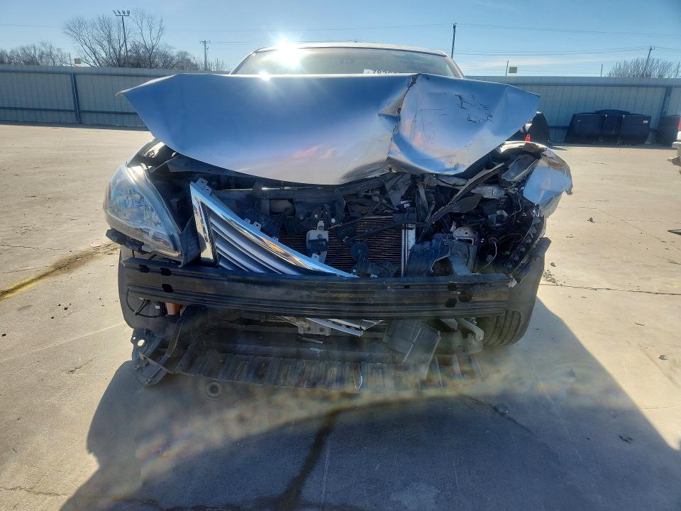 Photo 5 from auction – 2015 NISSAN SENTRA with VIN 3N1AB7AP4FY307577
