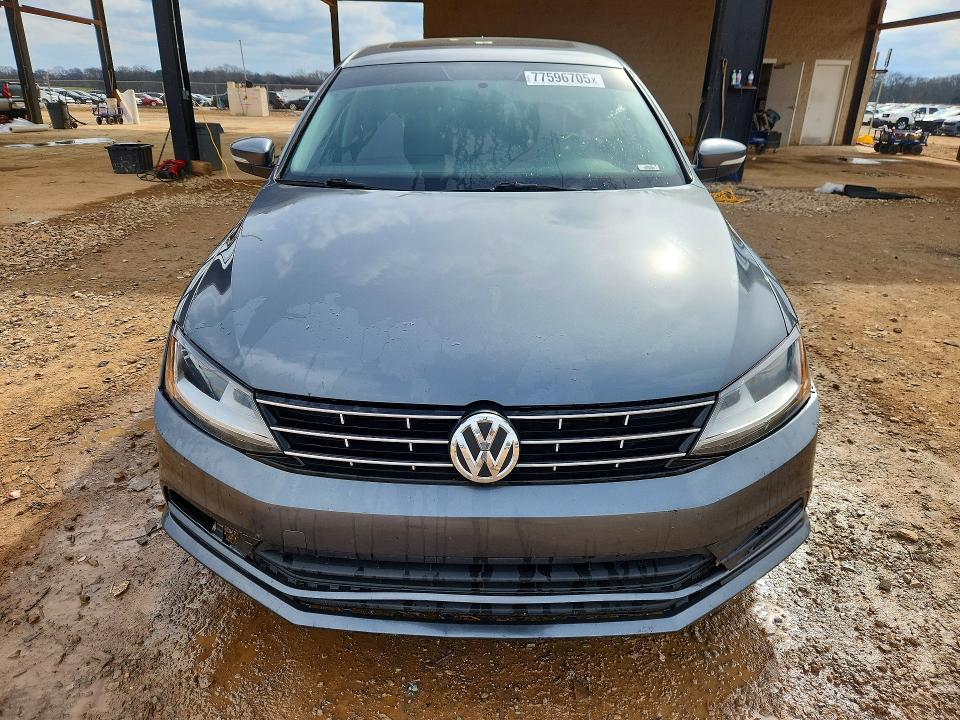 Photo 5 from auction – 2018 VOLKSWAGEN JETTA with VIN 3VWDB7AJ2JM256129
