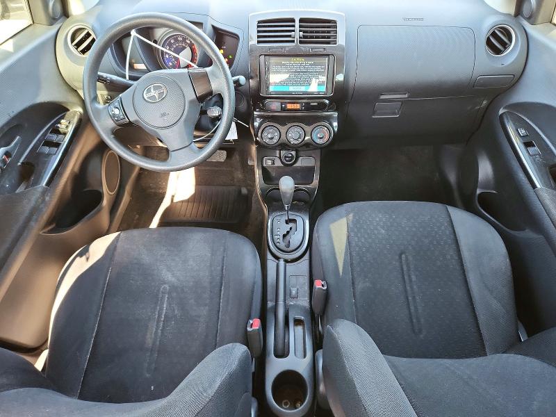 Photo 8 from auction – 2010 TOYOTA SCION XD with VIN JTKKU4B41A1006351