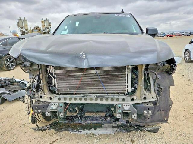 Photo 5 from auction – 2021 CHEVROLET SUBURBAN with VIN 1GNSCCKD3MR146371