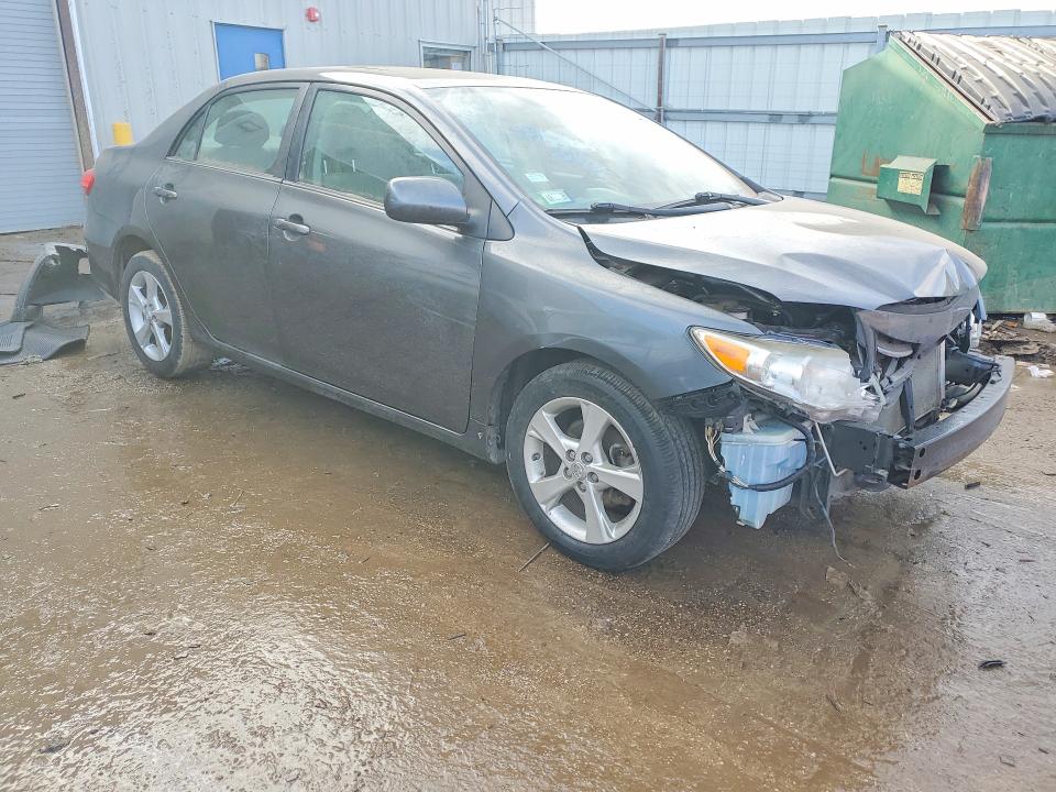 Photo 4 from auction – 2013 TOYOTA COROLLA with VIN 2T1BU4EE5DC946423