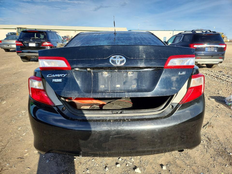 Zdjęcie 6 z aukcji – 2014 TOYOTA CAMRY z VIN 4T1BF1FK8EU437004