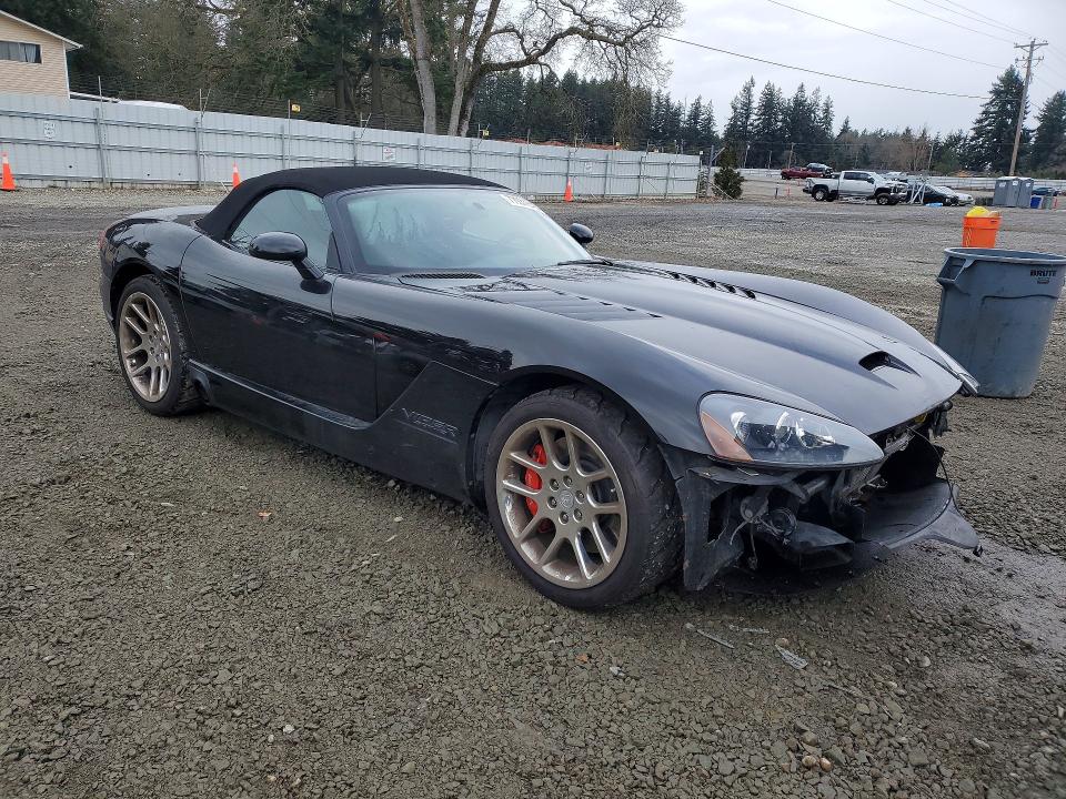 Photo 4 from auction – 2004 DODGE VIPER with VIN 1B3JZ65Z84V100846