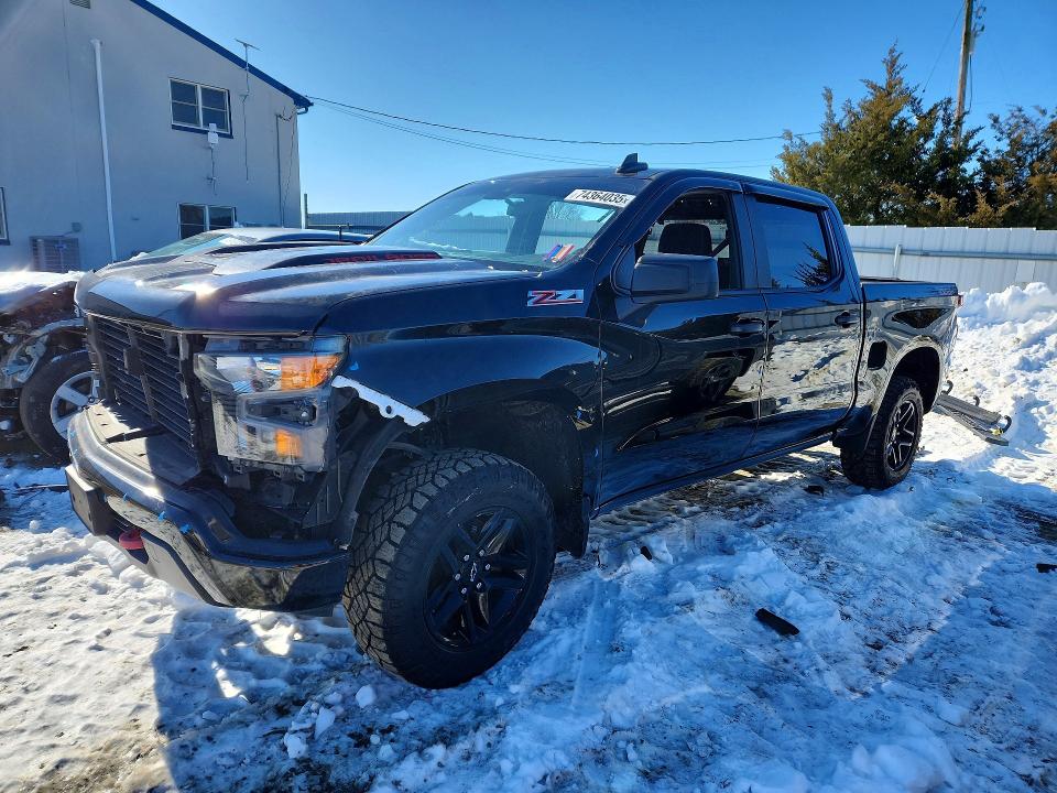 CHEVROLET SILVERADO 2022 with VIN 3GCPDCED0NG646688 - Photo from auction
