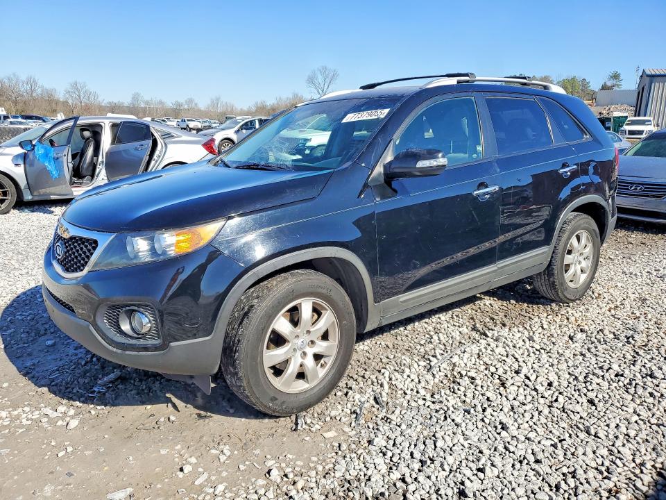 KIA SORENTO LX 2013 with VIN 5XYKT3A69DG408629 - Photo from auction