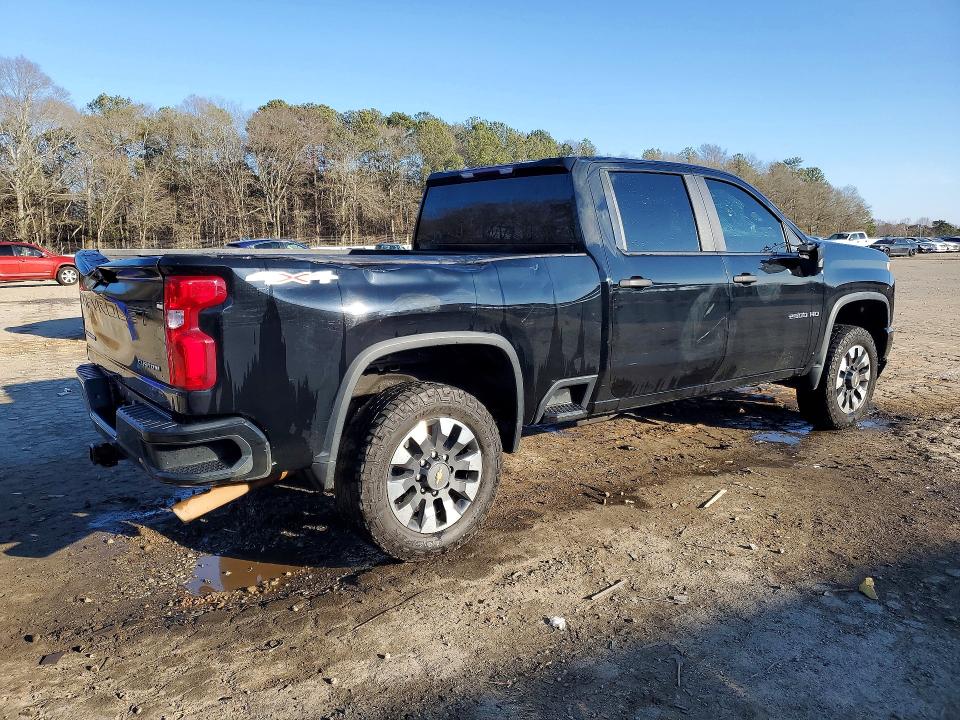 Photo 3 from auction – 2021 CHEVROLET SILVERADO with VIN 1GC4YME79MF243929