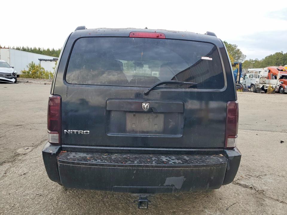 Photo 6 from auction – 2007 DODGE NITRO SXT with VIN 1D8GT28K77W577026