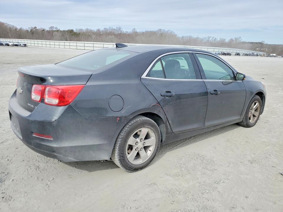 Photo 3 from auction – 2015 CHEVROLET MALIBU with VIN 1G11C5SL2FF336215