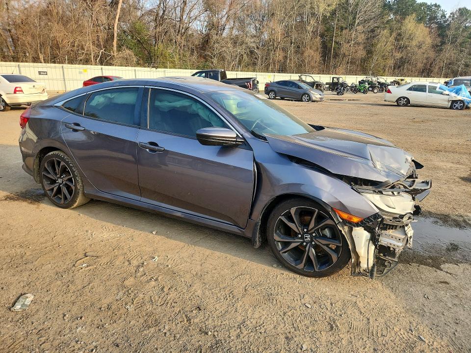 Photo 4 from auction – 2020 HONDA CIVIC with VIN 19XFC2F82LE002595