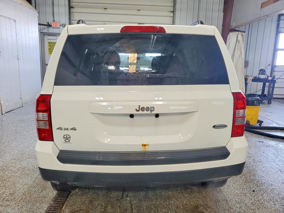 Photo 6 from auction – 2012 JEEP PATRIOT LA with VIN 1C4NJRFB2CD538213