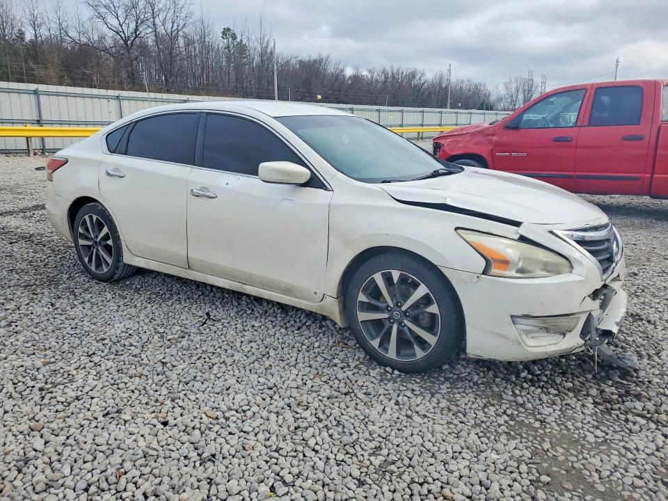 Photo 4 from auction – 2014 NISSAN ALTIMA 2.5 with VIN 1N4AL3AP7EC274980