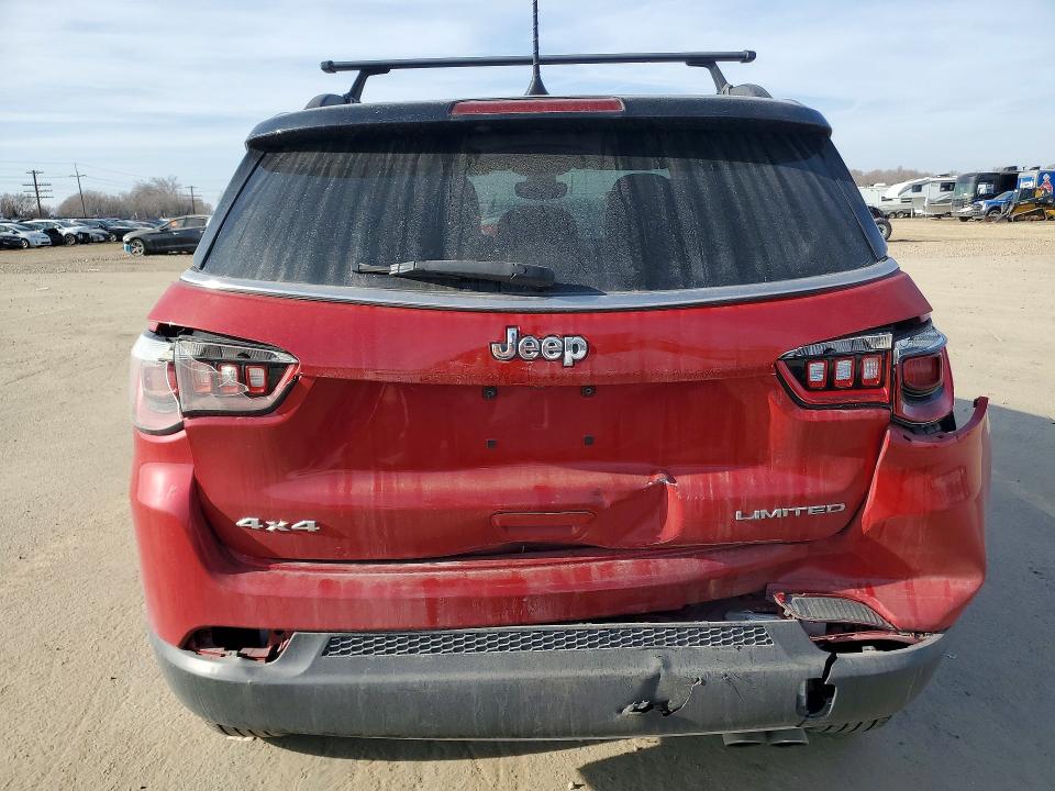 Photo 6 from auction – 2018 JEEP COMPASS with VIN 3C4NJDCB4JT135607