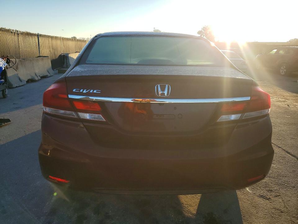 Photo 6 from auction – 2015 HONDA CIVIC LX with VIN 19XFB2F56FE212520