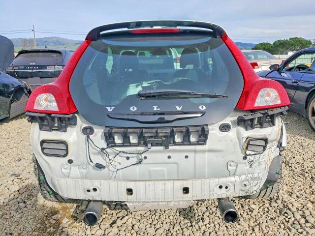 Photo 6 from auction – 2012 VOLVO C30 T5 with VIN YV1672MKXC2281403