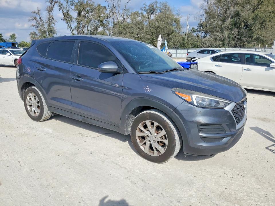 Photo 4 from auction – 2019 HYUNDAI TUCSON with VIN KM8J23A41KU970741