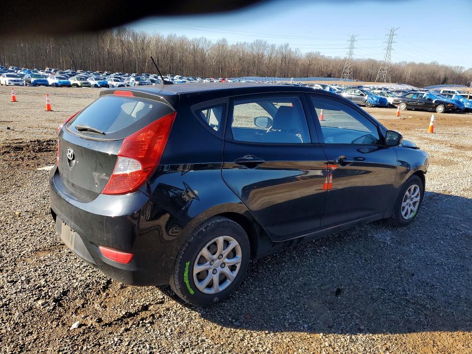 Photo 3 from auction – 2014 HYUNDAI ACCENT GLS with VIN KMHCT5AE6EU165963