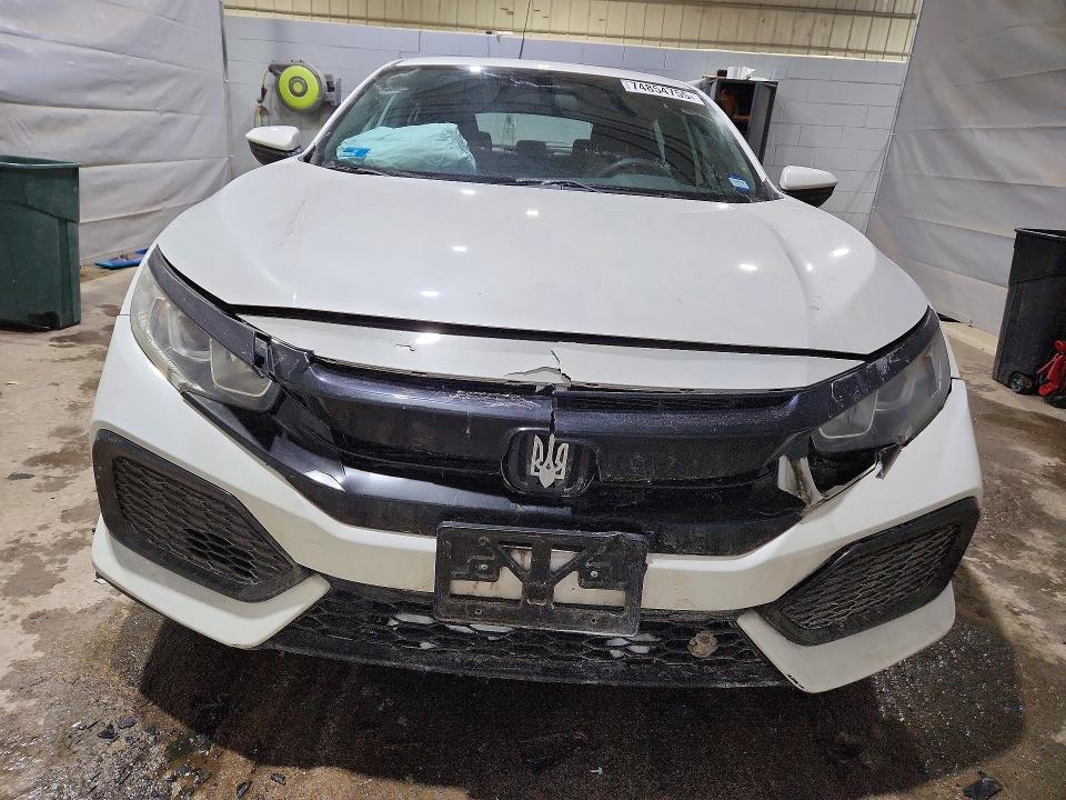 Photo 5 from auction – 2018 HONDA CIVIC LX with VIN SHHFK7G23JU217032