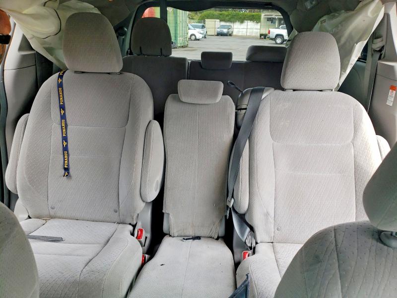 Photo 10 from auction – 2015 TOYOTA SIENNA with VIN 5TDKK3DC0FS584821