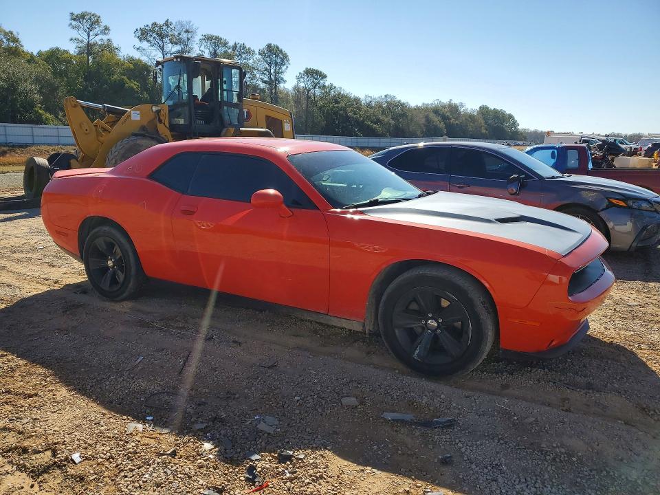 Photo 4 from auction – 2019 DODGE CHALLENGER with VIN 2C3CDZAG1KH711985