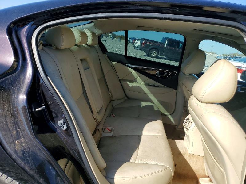 Photo 10 from auction – 2016 INFINITI Q50 with VIN JN1AV7AR2GM530147