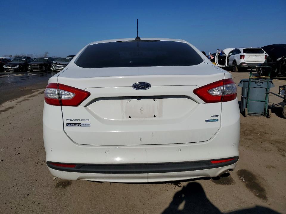 Photo 6 from auction – 2016 FORD FUSION SE with VIN 3FA6P0HDXGR393678