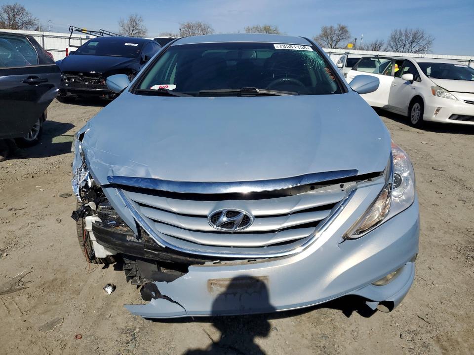 Photo 5 from auction – 2013 HYUNDAI SONATA with VIN 5NPEB4AC4DH614364