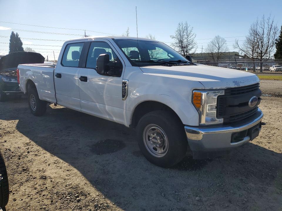 Photo 4 from auction – 2017 FORD F250 with VIN 1FT7W2A66HEB93653