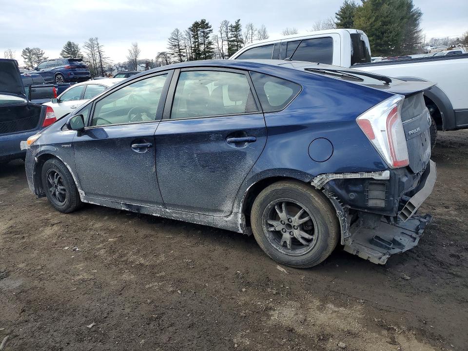 صورة رقم 2 من المزاد - 2015 TOYOTA PRIUS مع VIN JTDKN3DU5F0457470