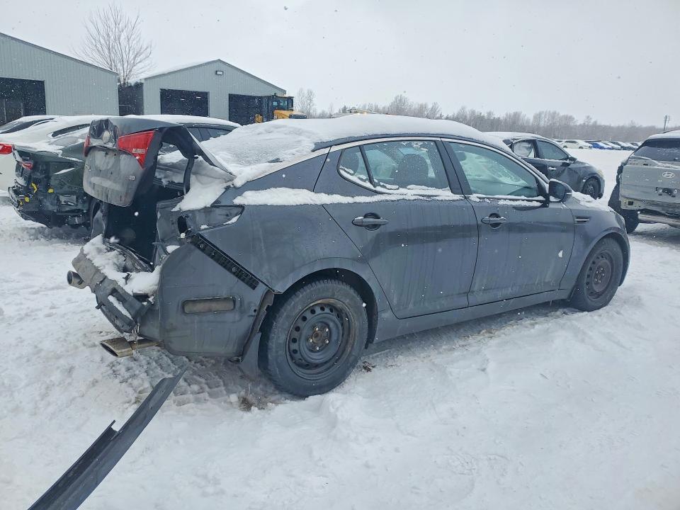 Photo 3 from auction – 2013 KIA OPTIMA with VIN KNAGM4A77D5381826