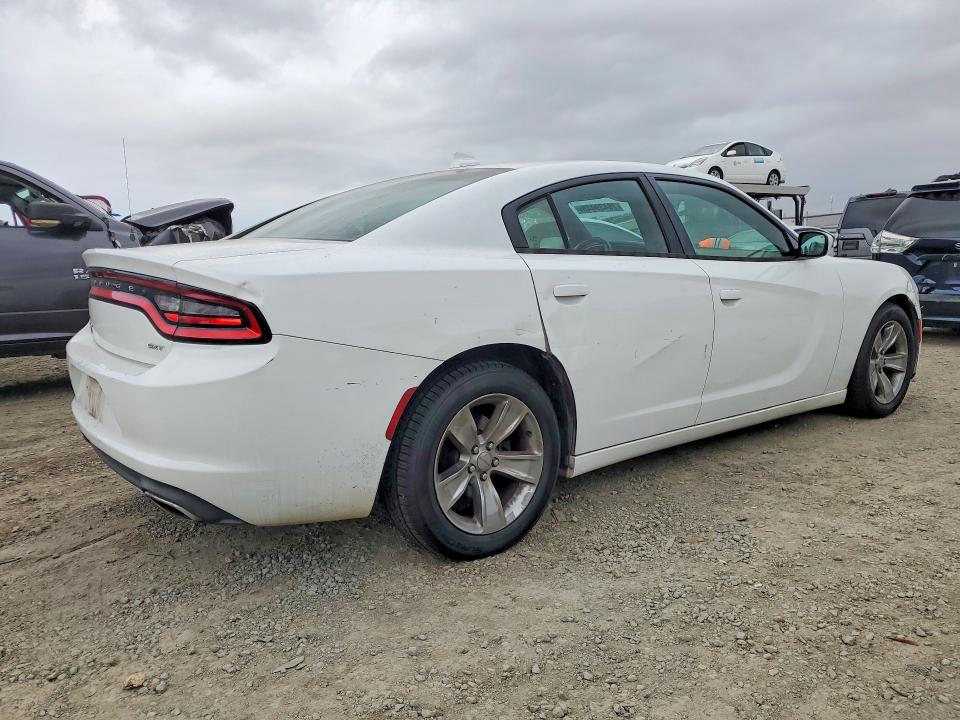 Photo 3 from auction – 2015 DODGE CHARGER with VIN 2C3CDXHG5FH824533