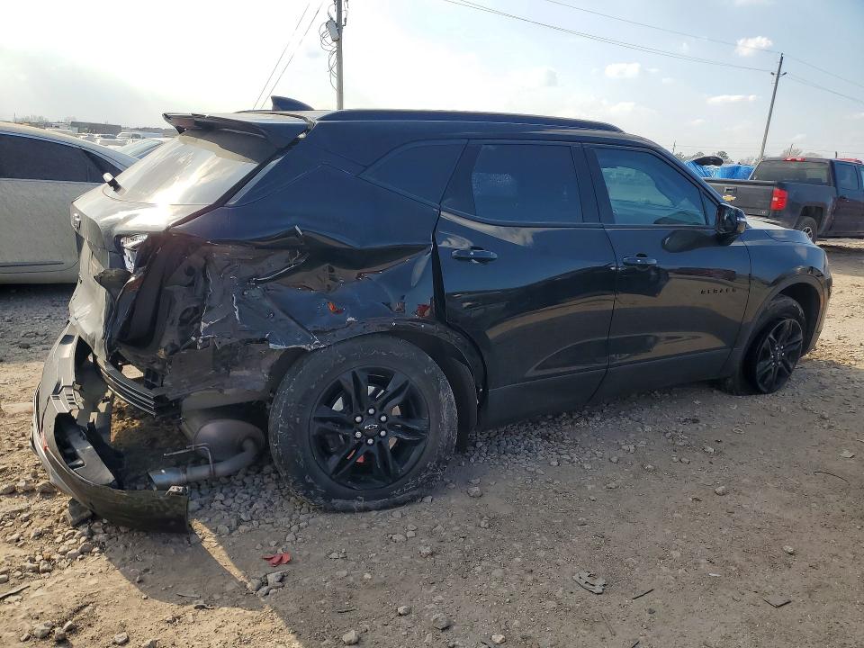 Photo 3 from auction – 2021 CHEVROLET BLAZER with VIN 3GNKBCRS7MS525135