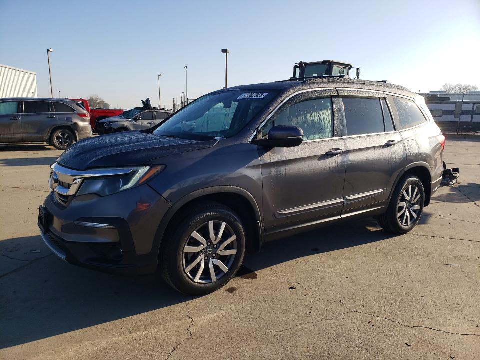 HONDA PILOT EXL 2019 with VIN 5FNYF6H40KB009829 - Photo from auction