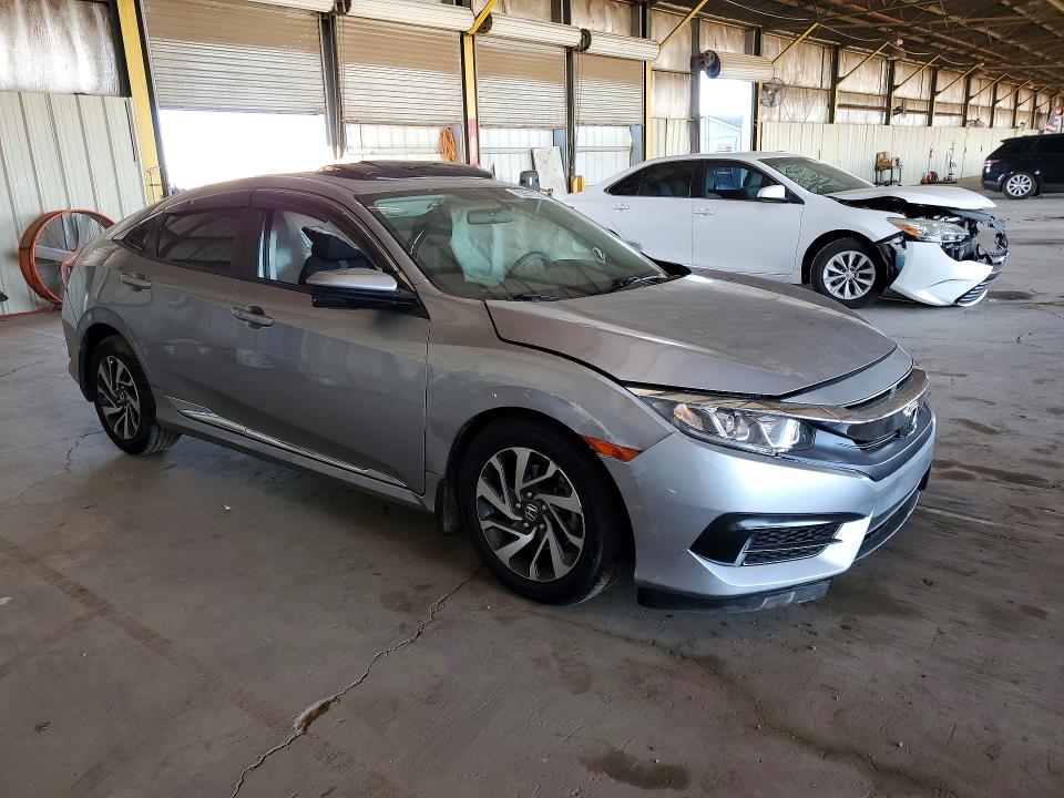 Photo 4 from auction – 2017 HONDA CIVIC EX with VIN 19XFC2F72HE066134