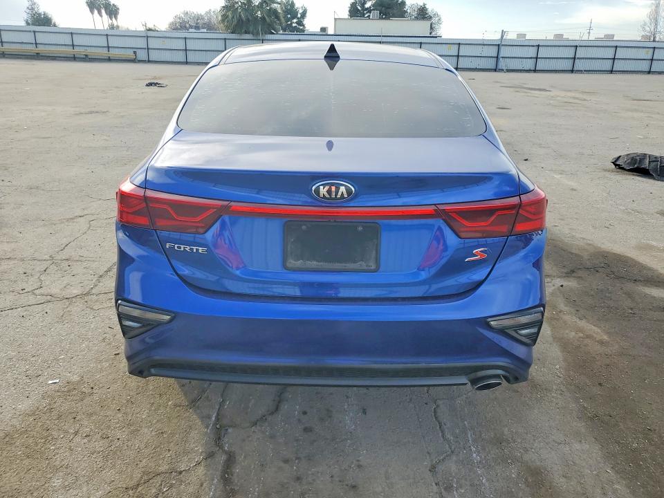 Photo 6 from auction – 2019 KIA FORTE with VIN 3KPF34AD6KE051491
