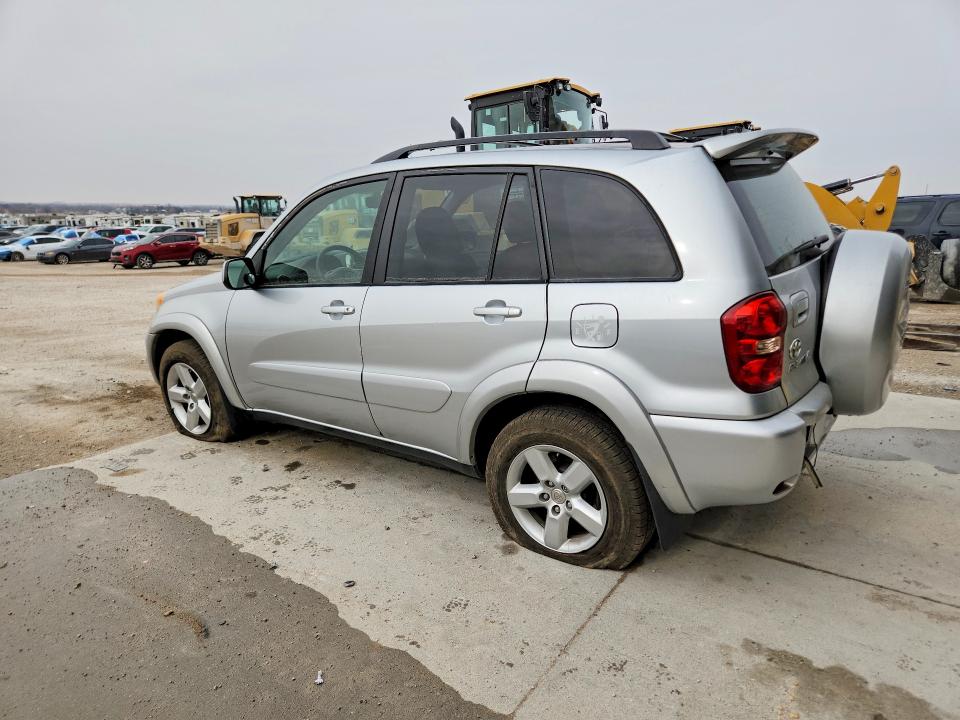 Photo 2 from auction – 2005 TOYOTA RAV4 with VIN JTEHD20V956040172