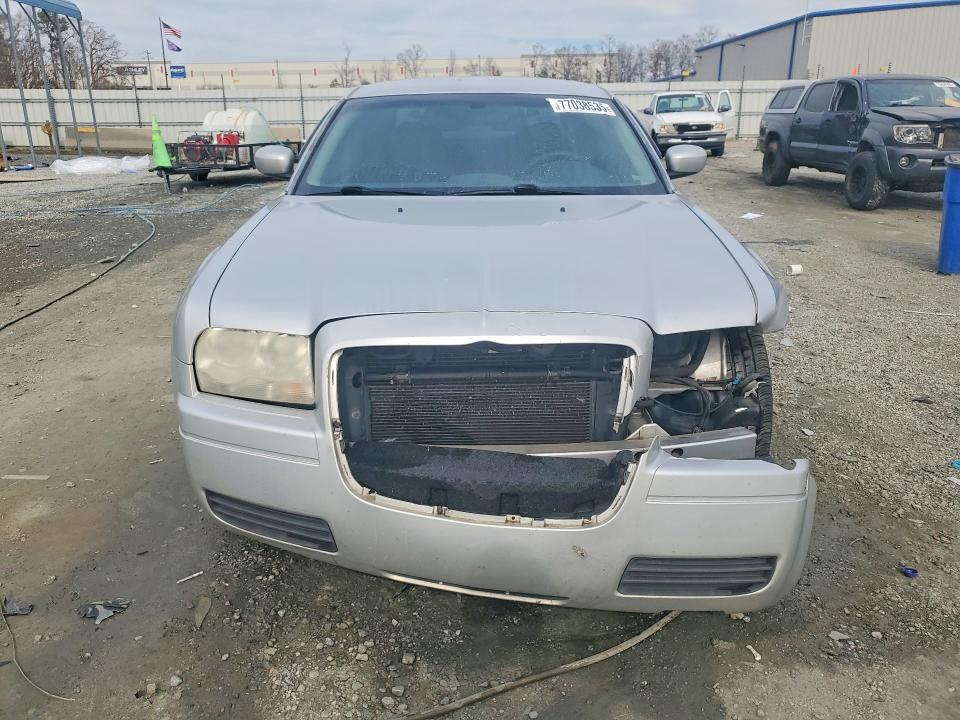 Photo 5 from auction – 2007 CHRYSLER 300 with VIN 2C3LA43R67H884595