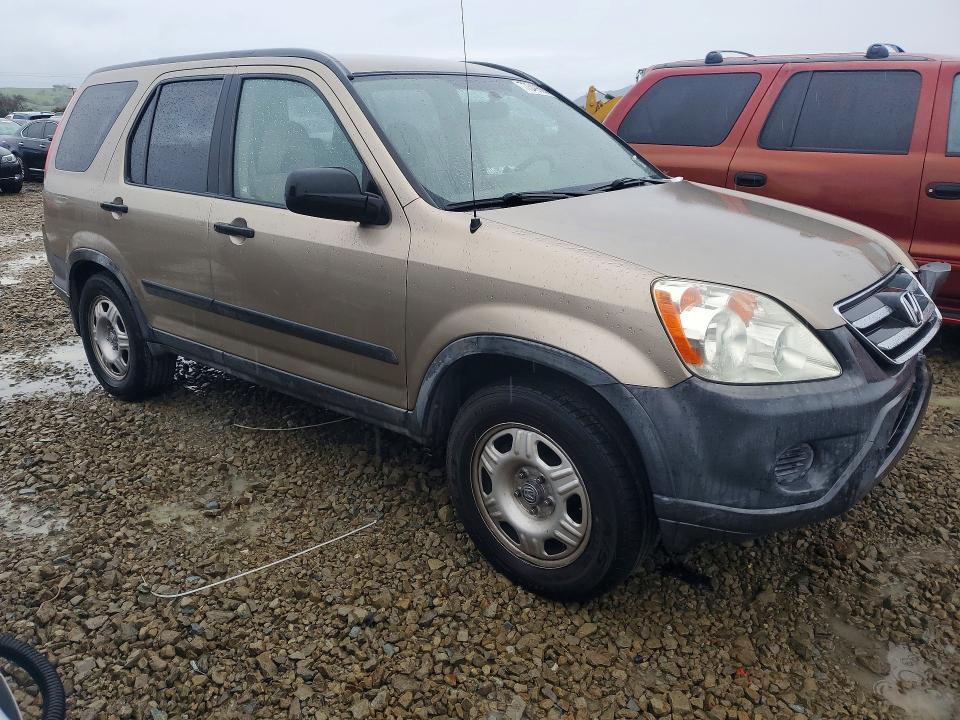 Photo 4 from auction – 2005 HONDA CR-V with VIN JHLRD68515C001956