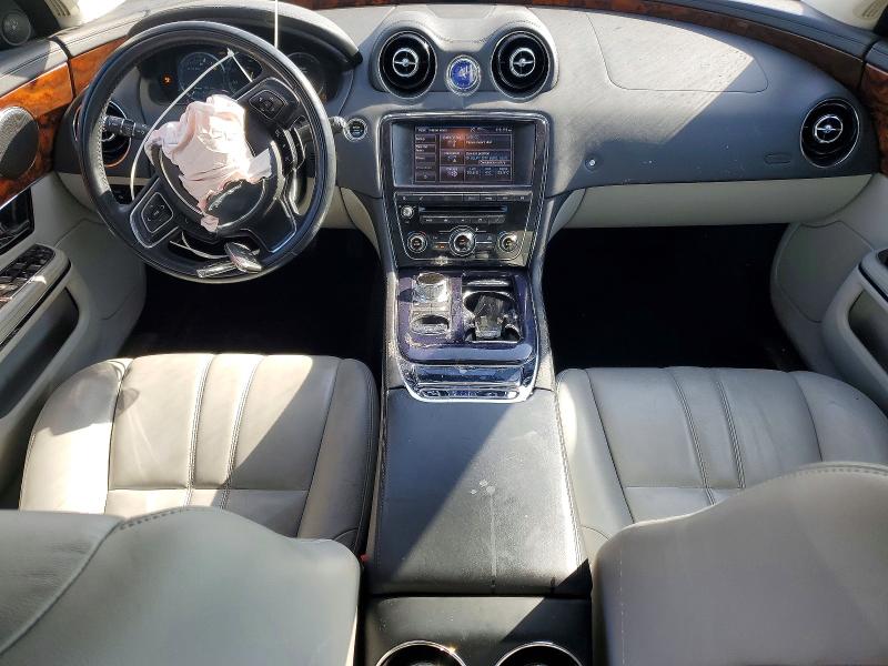 Photo 8 from auction – 2013 JAGUAR XJ with VIN SAJWJ1CD0D8V48570
