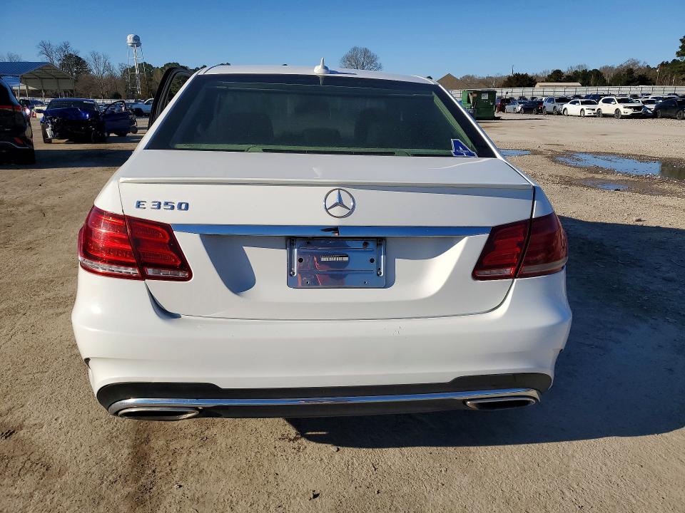 Photo 6 from auction – 2014 MERCEDES-BENZ E with VIN WDDHF5KB1EA848912
