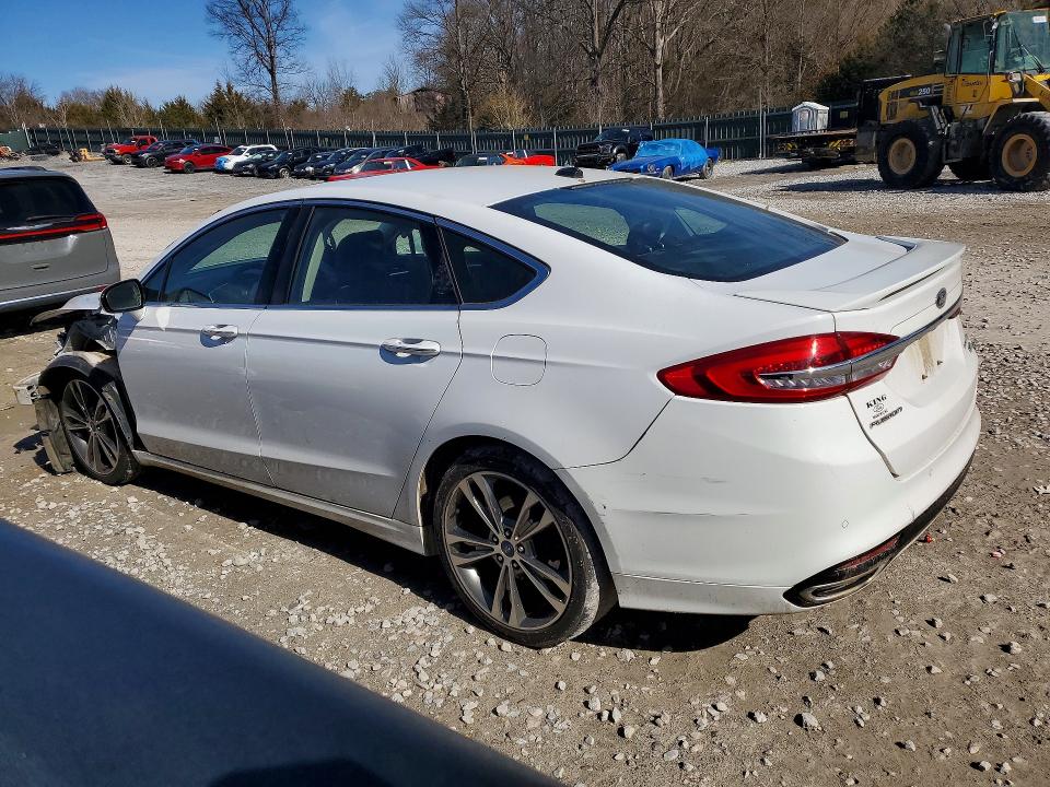 Photo 2 from auction – 2017 FORD FUSION with VIN 3FA6P0K90HR351719