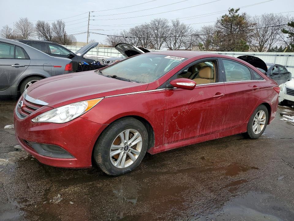 HYUNDAI SONATA GLS 2014 with VIN 5NPEB4AC4EH943230 - Photo from auction