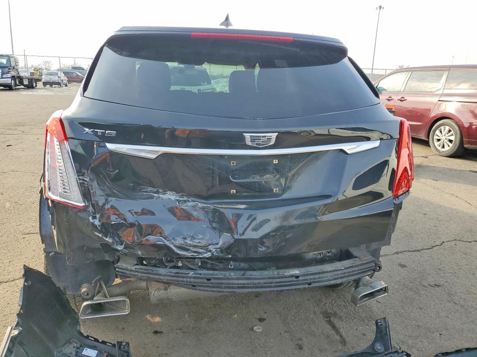 Photo 6 from auction – 2019 CADILLAC XT5 LUXURY with VIN 1GYKNDRS5KZ151608