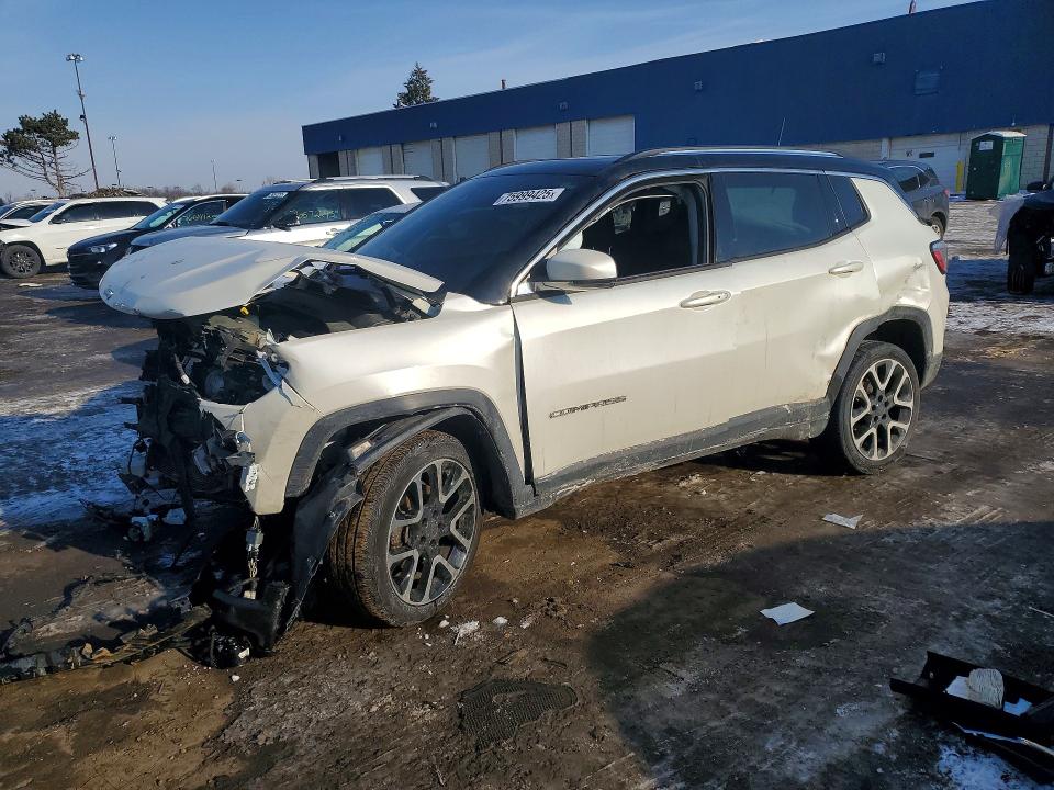 JEEP COMPASS LI 2017 with VIN 3C4NJDCB6HT664597 - Photo from auction