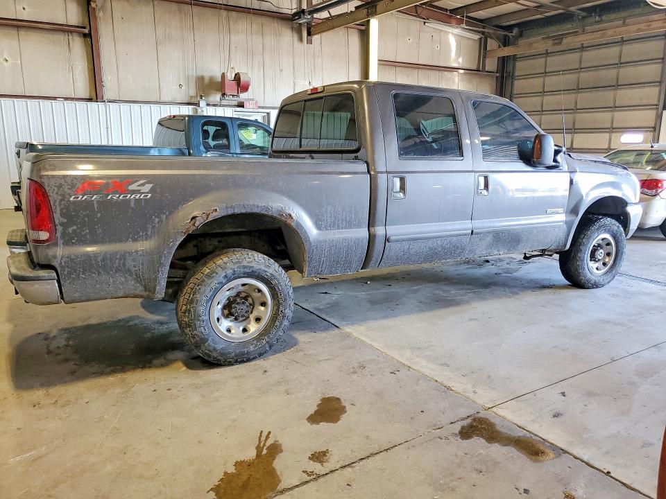 Photo 3 from auction – 2003 FORD F250 with VIN 1FTNW21P33EC63554