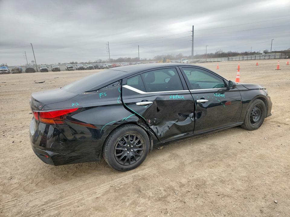 Photo 3 from auction – 2022 NISS ALTIMA with VIN 1N4BL4BV4NN353552