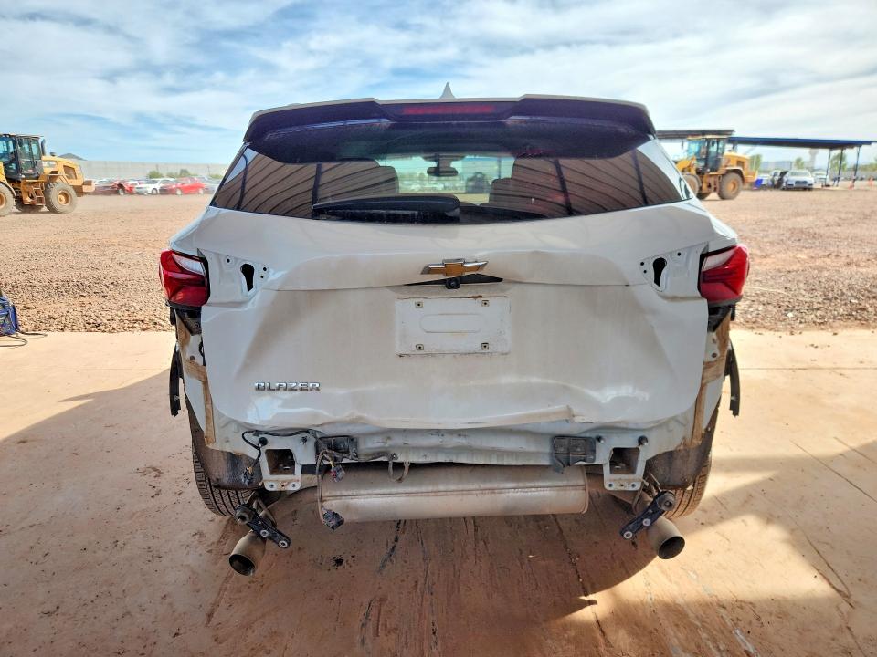 Photo 6 from auction – 2022 CHEVROLET BLAZER with VIN 3GNKBDRS9NS183887